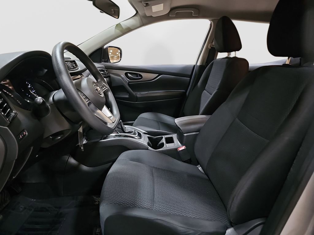 Used 2018 Nissan Rogue Sport S w/ S Appearance Package image 16