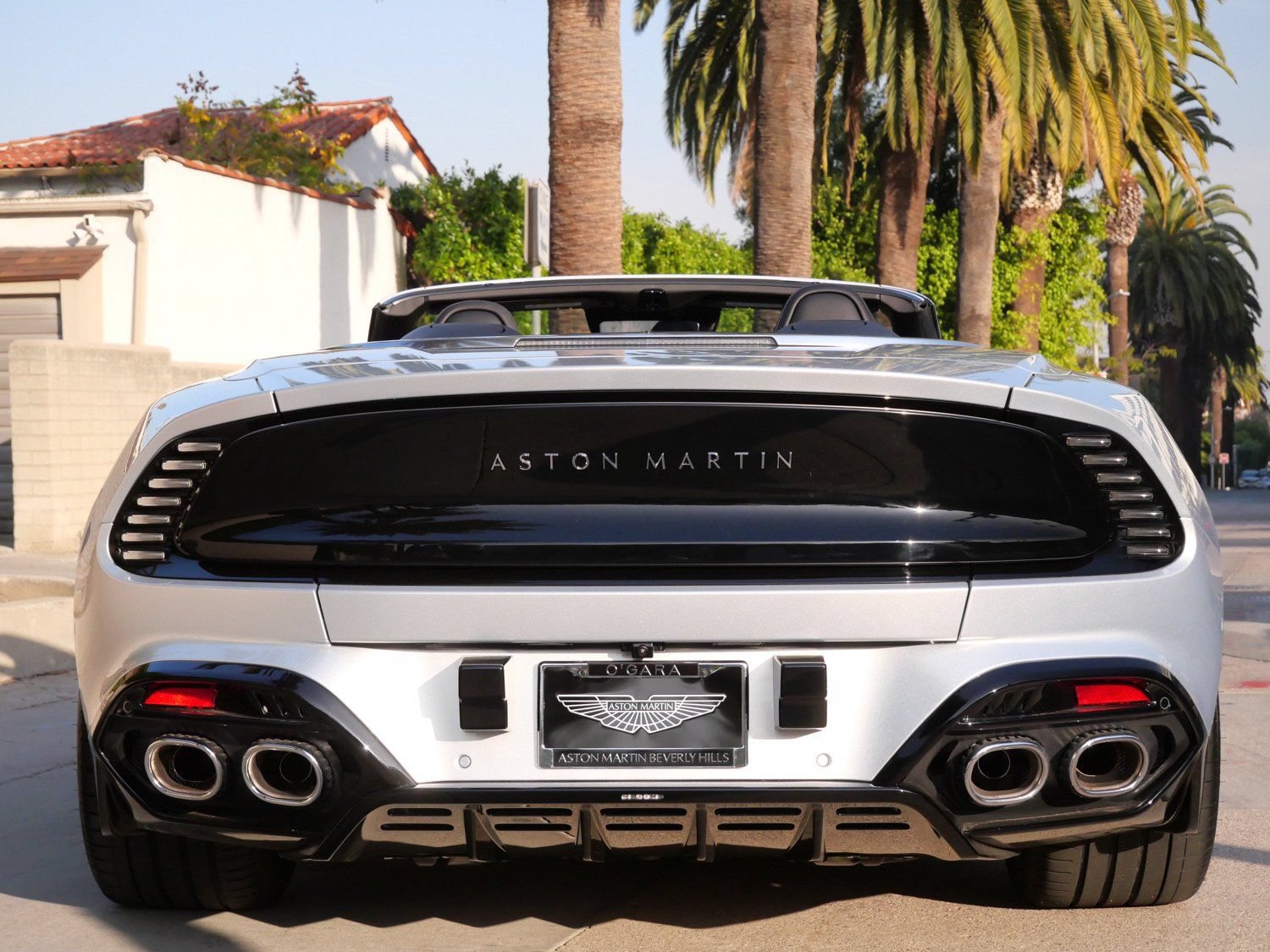New 2026 Aston Martin Vanquish Convertible RWD image 8