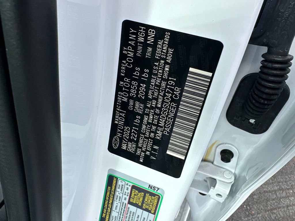 New 2025 Hyundai Elantra Sport image 35