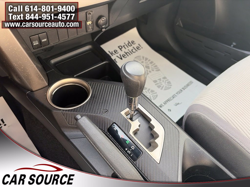 Used 2014 Toyota RAV4 XLE AWD/4WD image 20