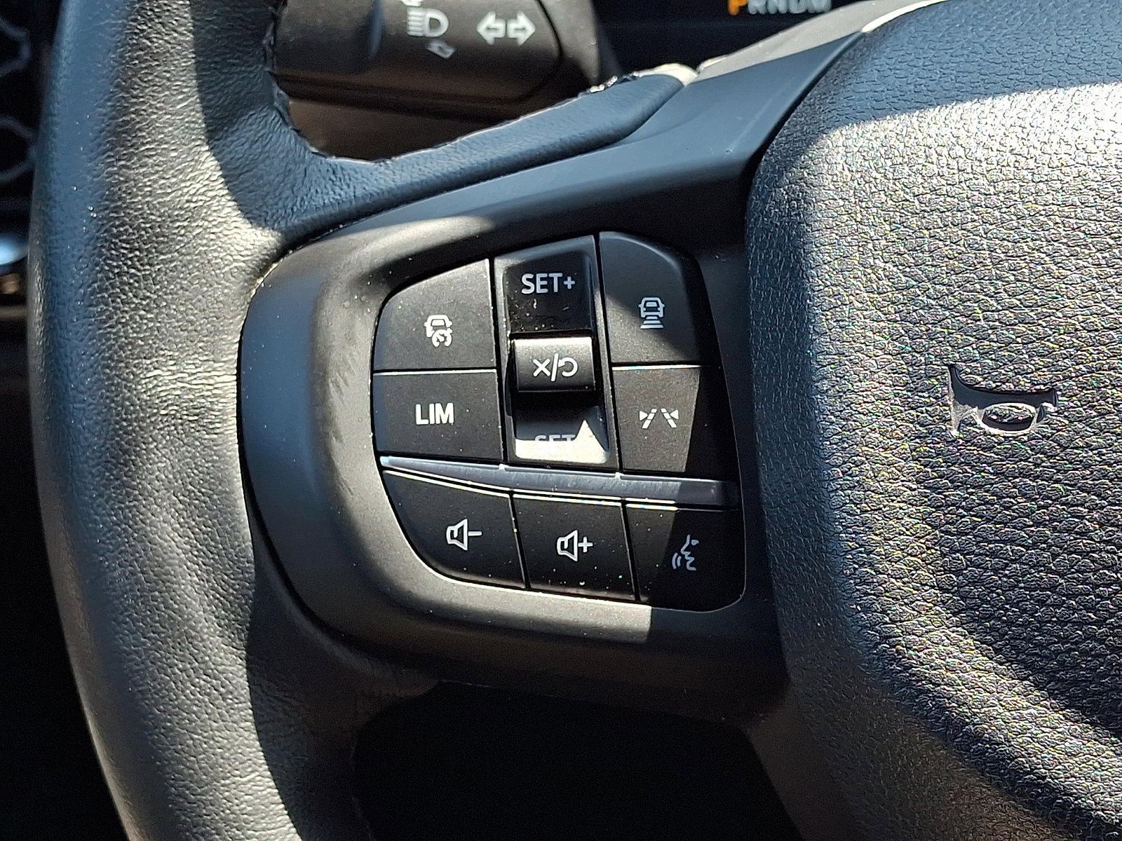 Certified 2024 Ford Ranger Lariat w/ Advanced Towing Package AWD/4WD image 24