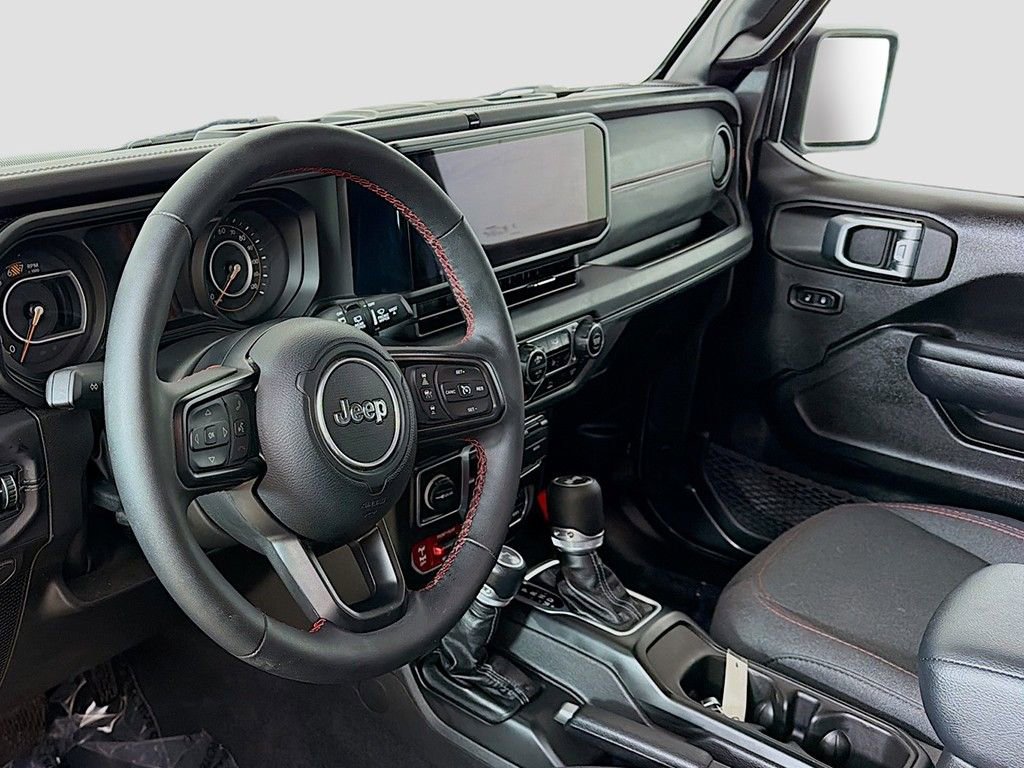 Used 2024 Jeep Wrangler Rubicon w/ Capability Package image 18