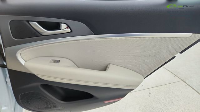 Used 2025 Genesis G70 3.3T Advanced AWD/4WD image 29