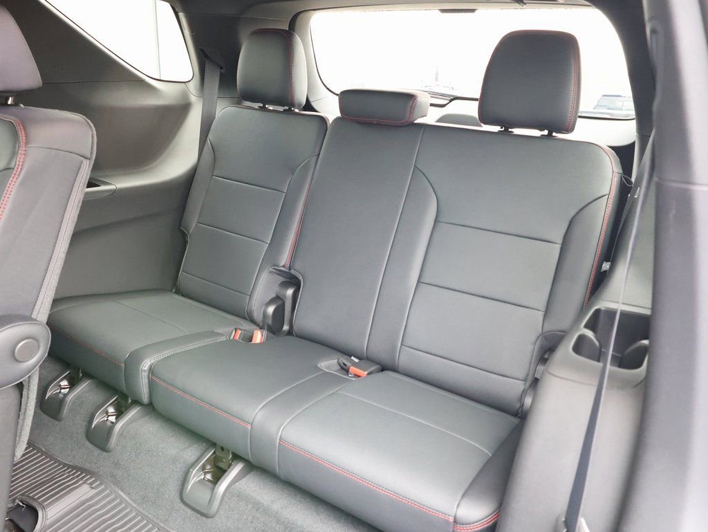 New 2026 Chevrolet Traverse RS image 30