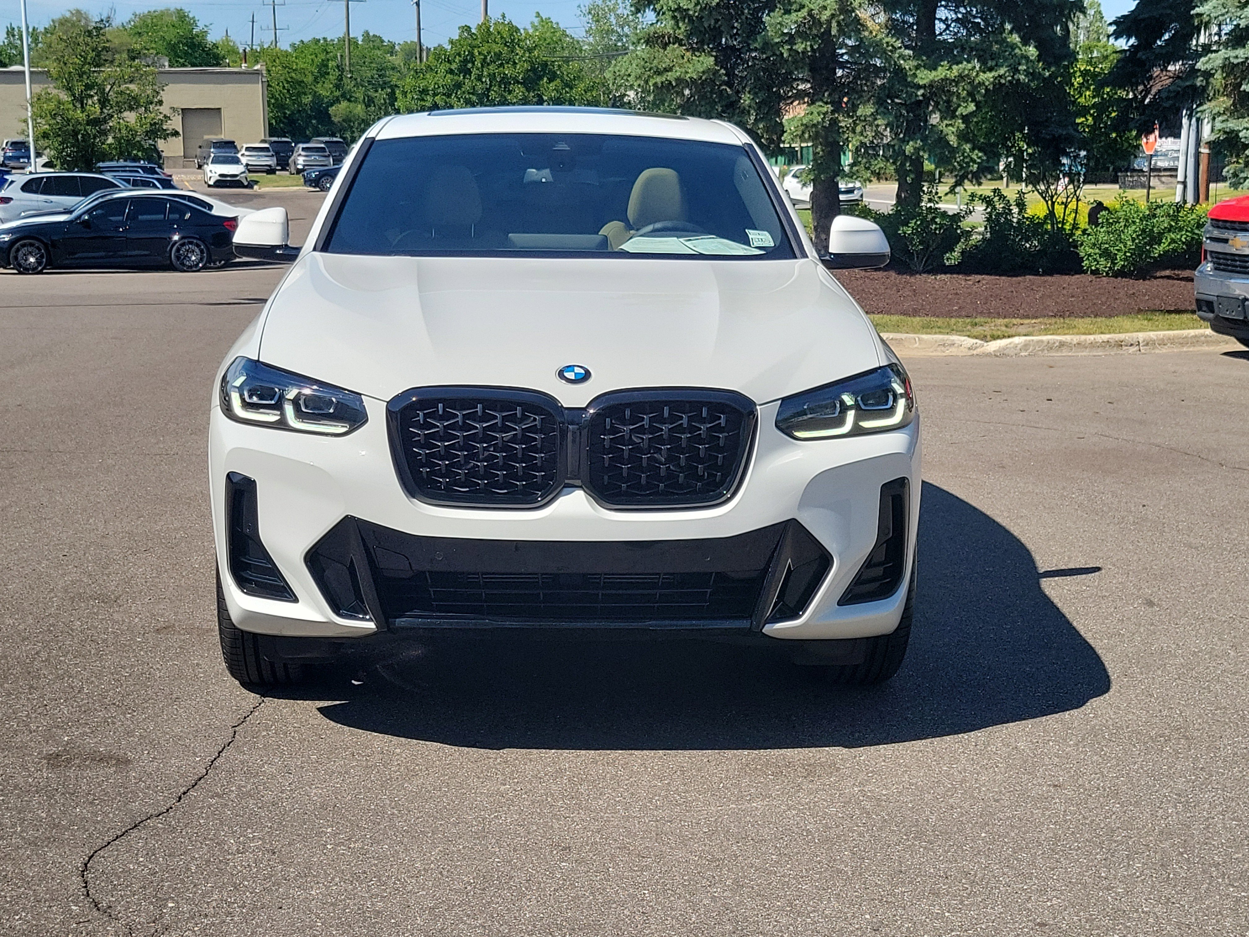 Certified 2024 BMW X4 xDrive30i w/ M Sport Package AWD/4WD video 2