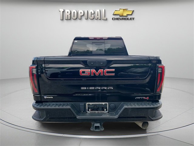 Used 2024 GMC Sierra 2500 AT4 w/ AT4 Premium Plus Package image 4
