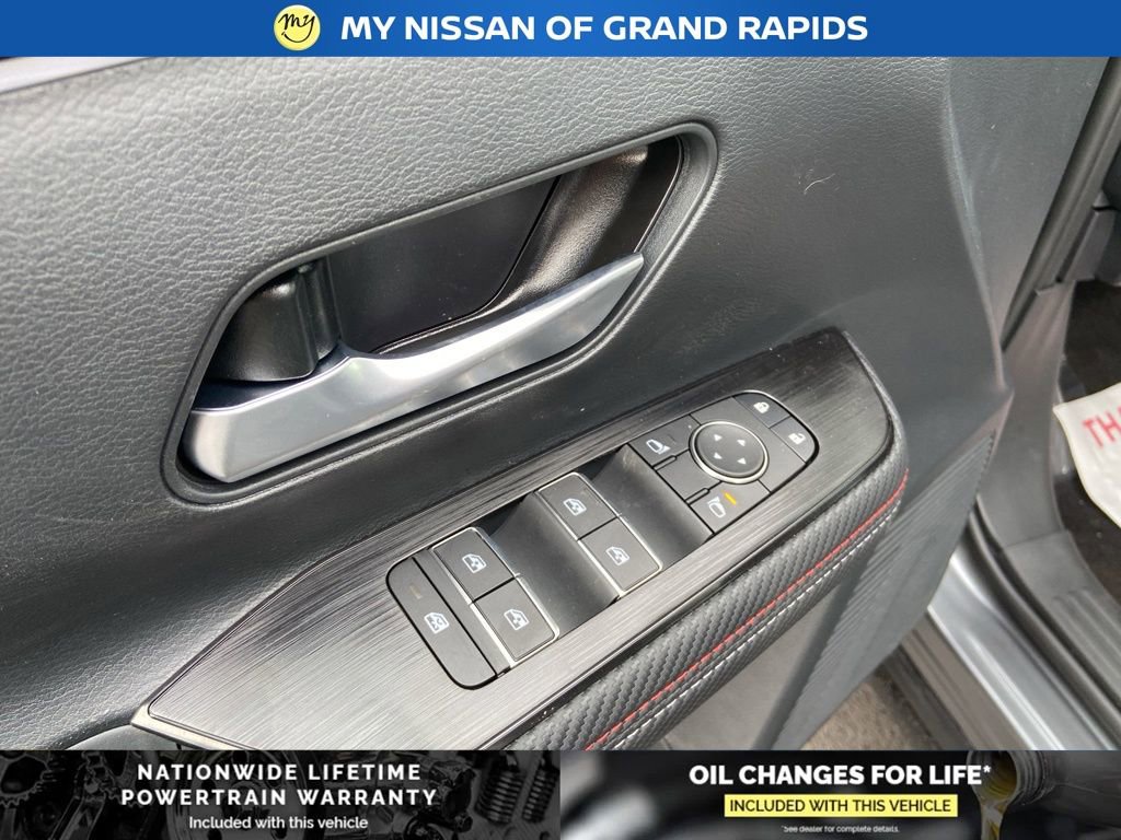 New 2026 Nissan Kicks SR w/ Cold Weather Package image 10