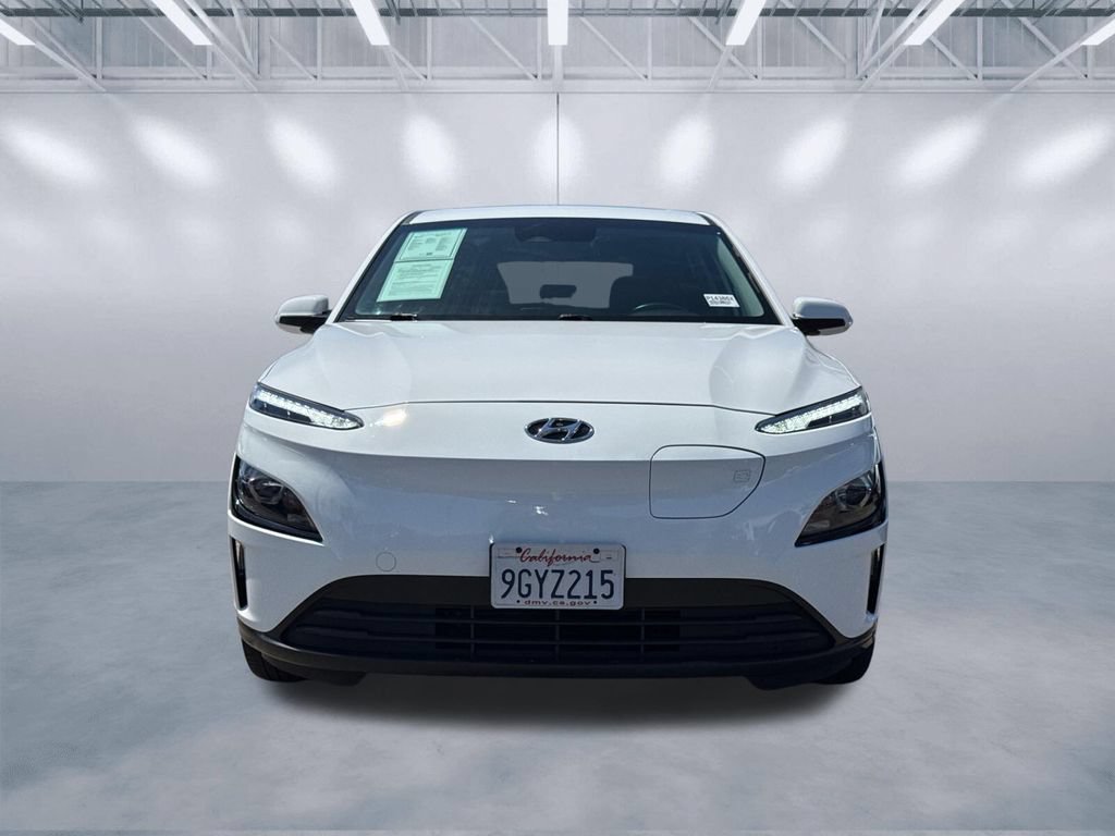 Used 2023 Hyundai Kona SEL FWD image 2