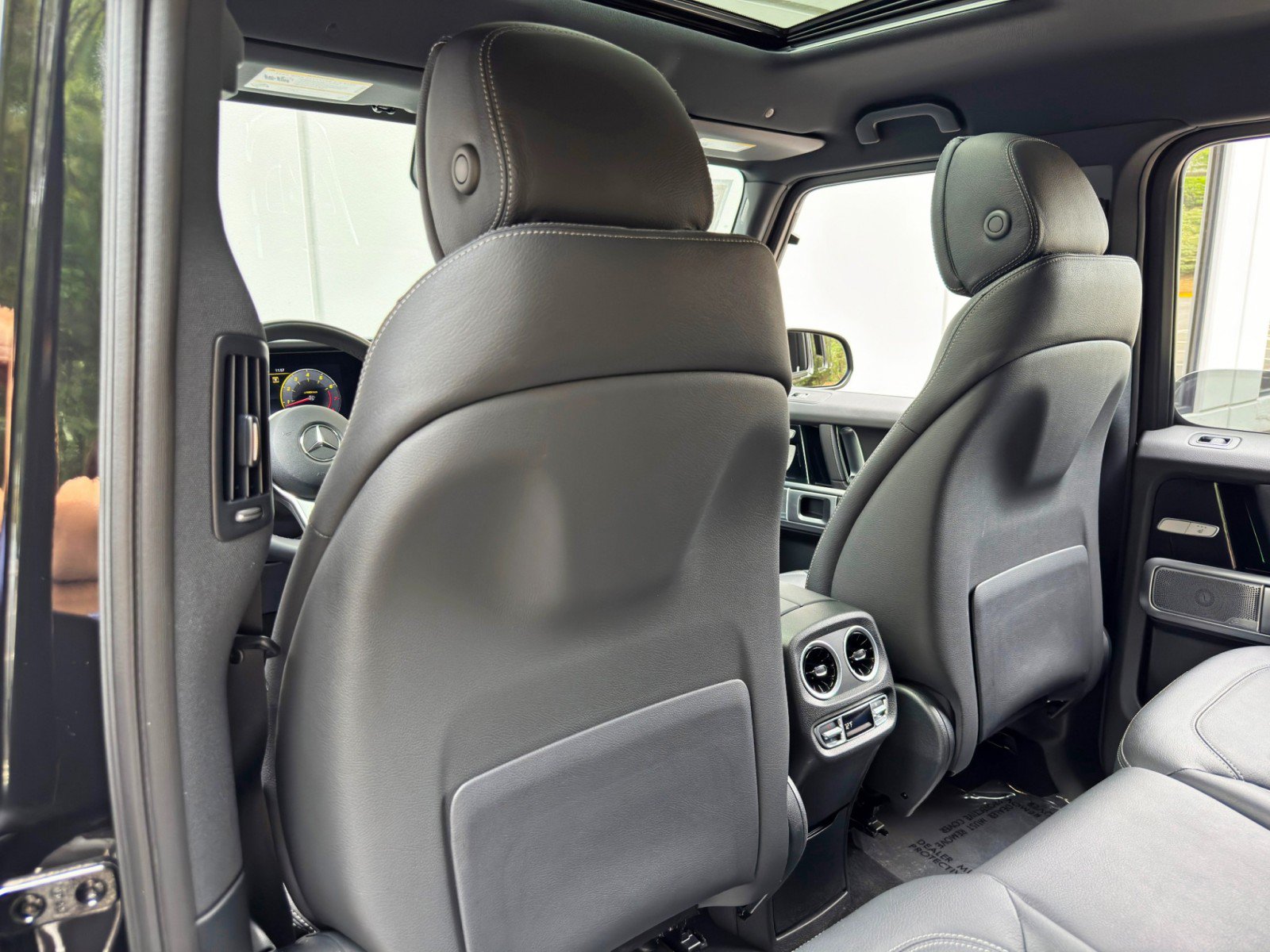 Used 2021 Mercedes-Benz G 550 image 40