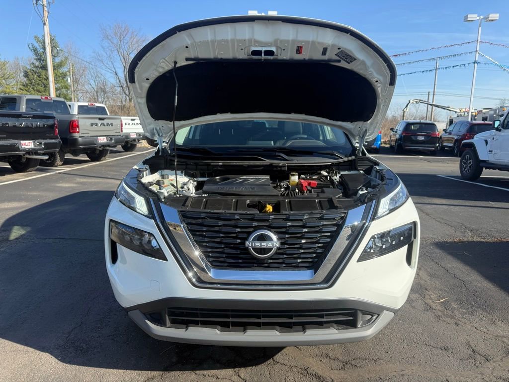 Used 2023 Nissan Rogue S AWD/4WD image 46