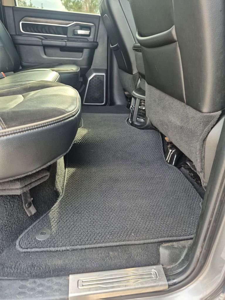 Used 2020 RAM 2500 Laramie image 34