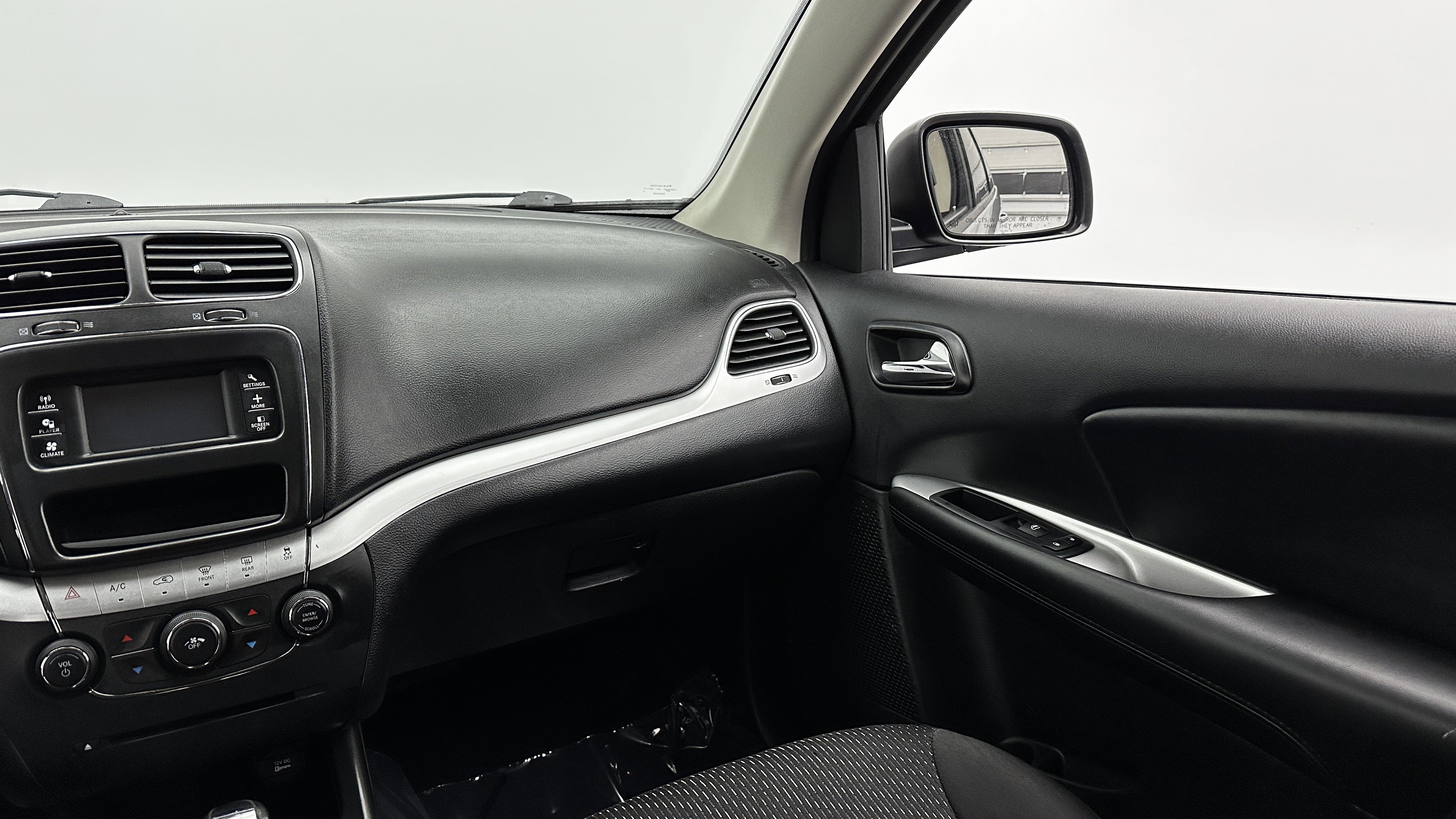 Used 2018 Dodge Journey SE w/ Popular Equipment Group image 27