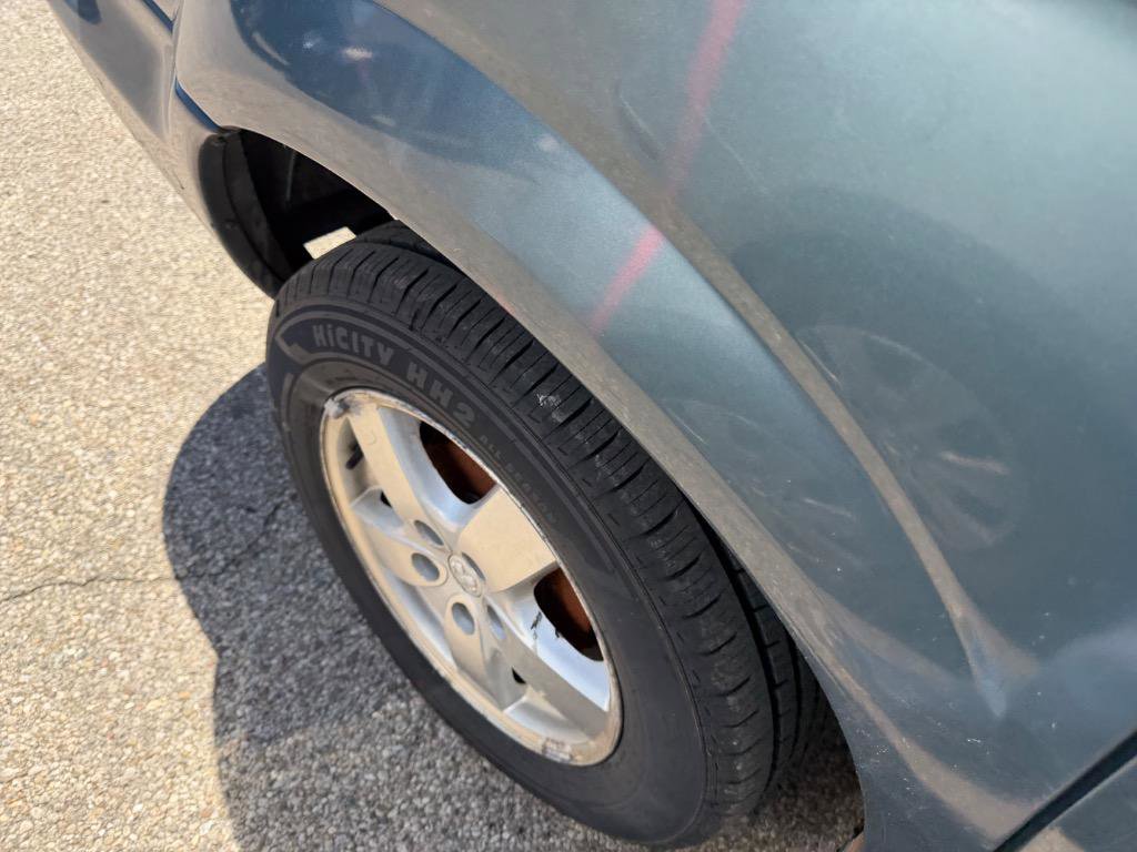 Used 2006 Dodge Caravan SXT w/ Popular Equipment Group I FWD image 5