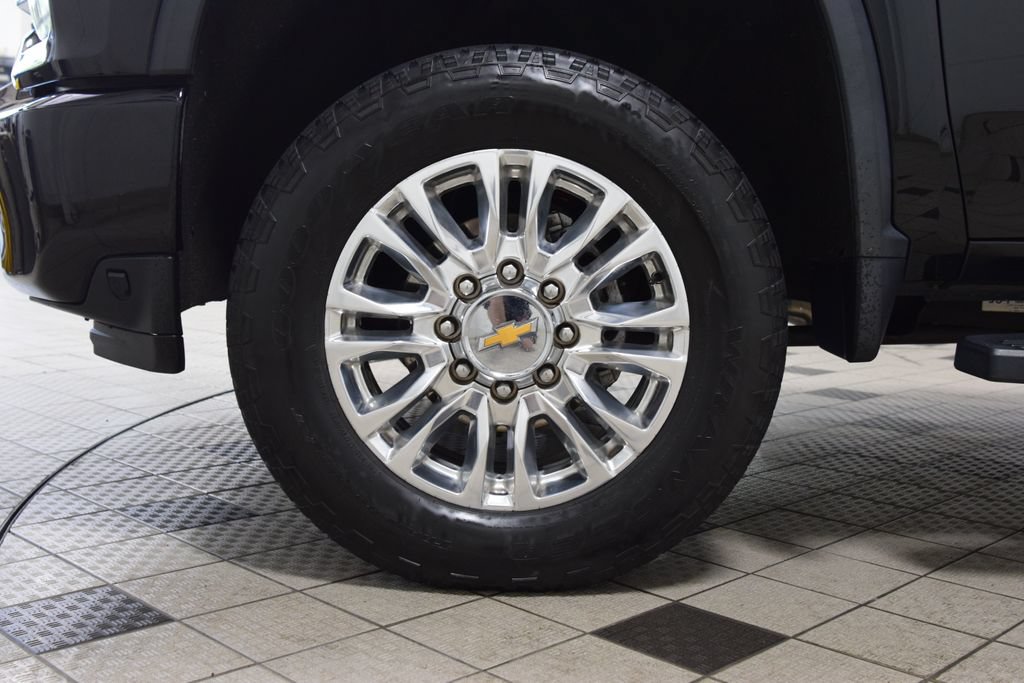 Used 2022 Chevrolet Silverado 2500 High Country w/ Z71 Off-Road Package AWD/4WD image 31