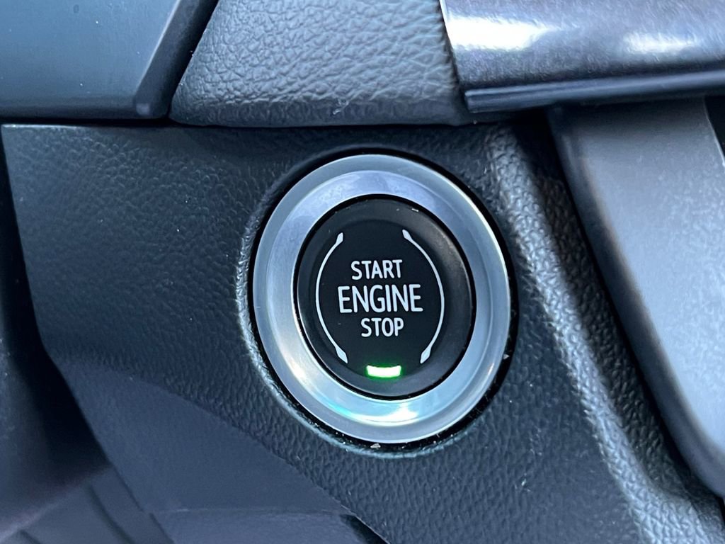 Used 2021 Cadillac CT4 Luxury w/ Sun And Sound Package image 29