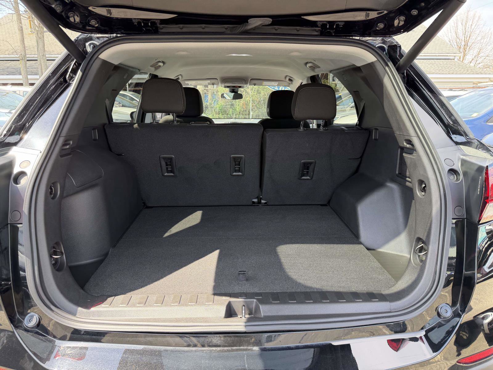 Certified 2023 Chevrolet Equinox LT AWD/4WD image 8