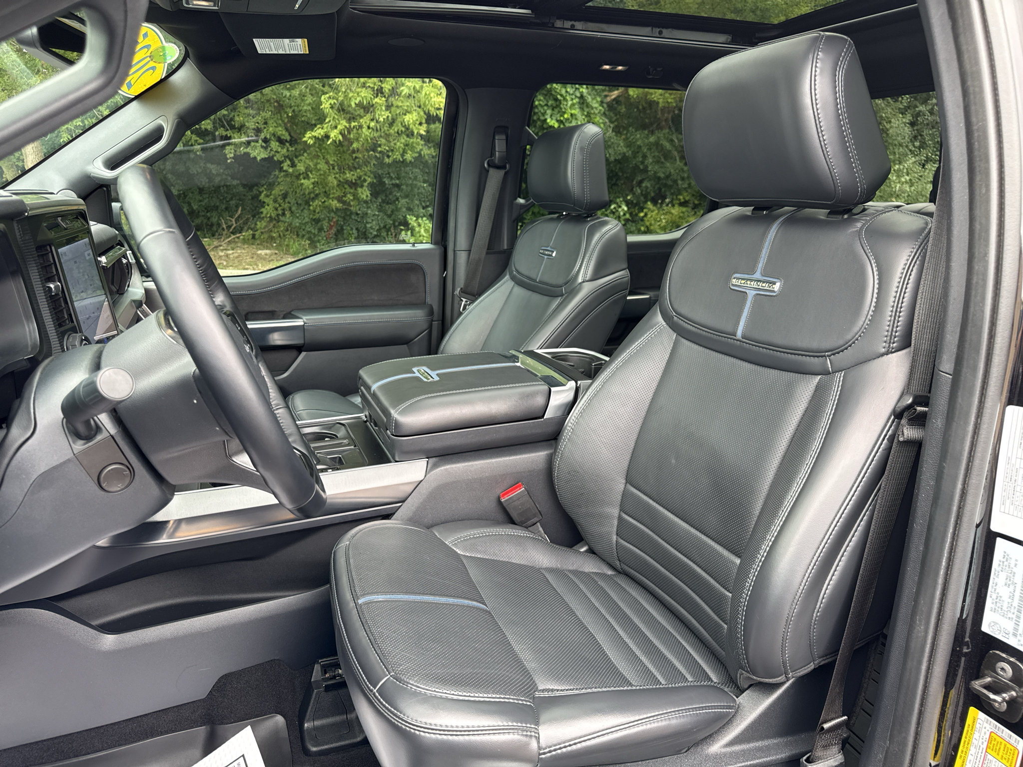 Certified 2025 Ford F150 Platinum w/ FX4 Off-Road Package AWD/4WD image 26