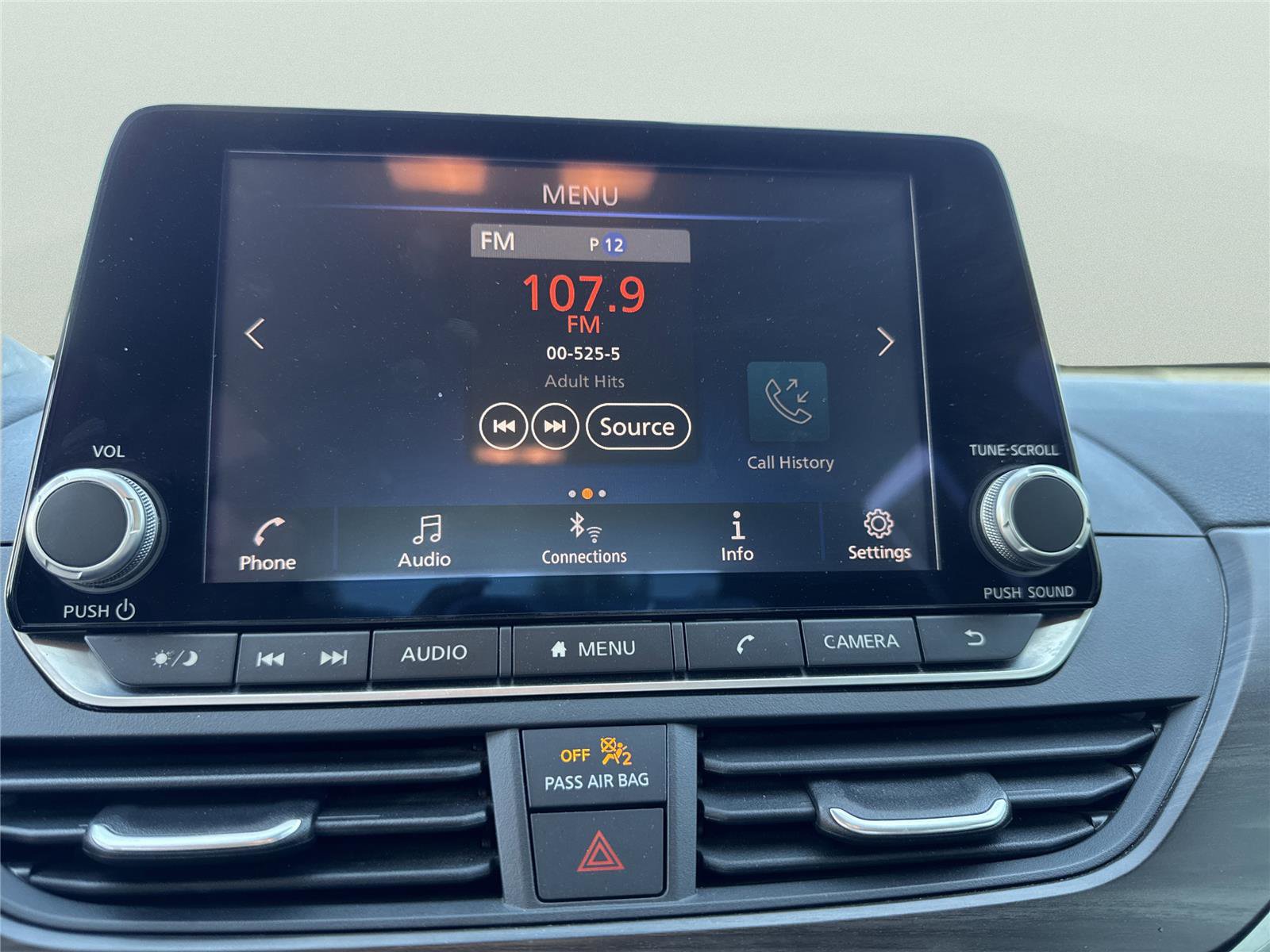 Used 2023 Nissan Altima 2.5 SV FWD image 29
