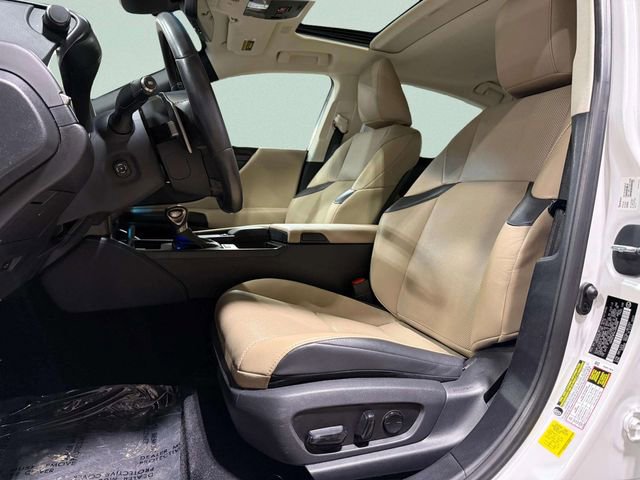 Used 2020 Lexus ES 350 w/ Premium Package image 27