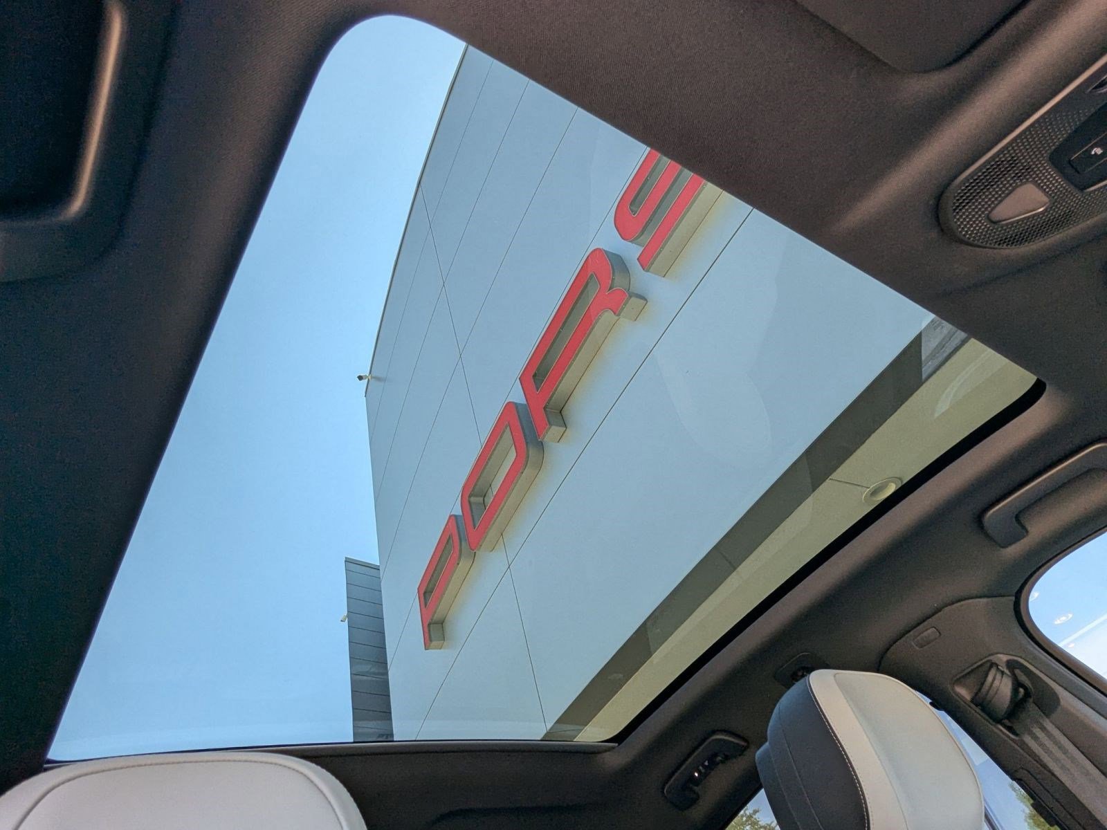 New 2026 Porsche Cayenne E-Hybrid image 27