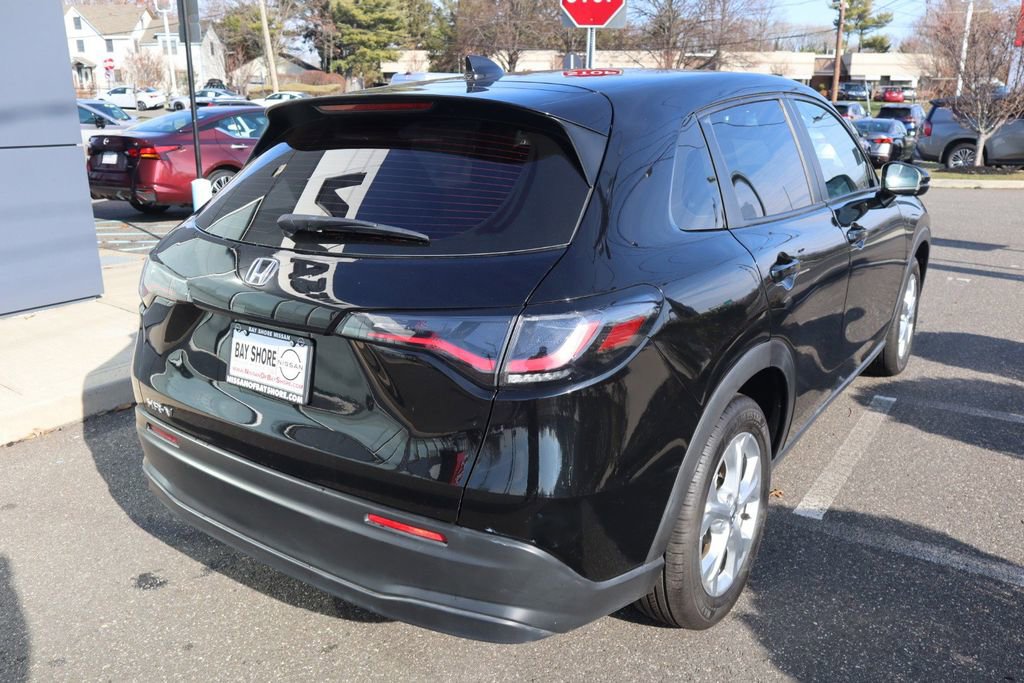 Used 2025 Honda HR-V LX image 7