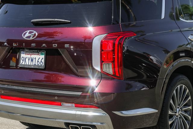 Certified 2024 Hyundai Palisade Calligraphy FWD image 11
