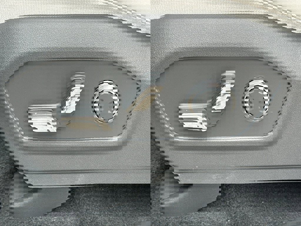 New 2025 Hyundai Santa Fe SEL image 26