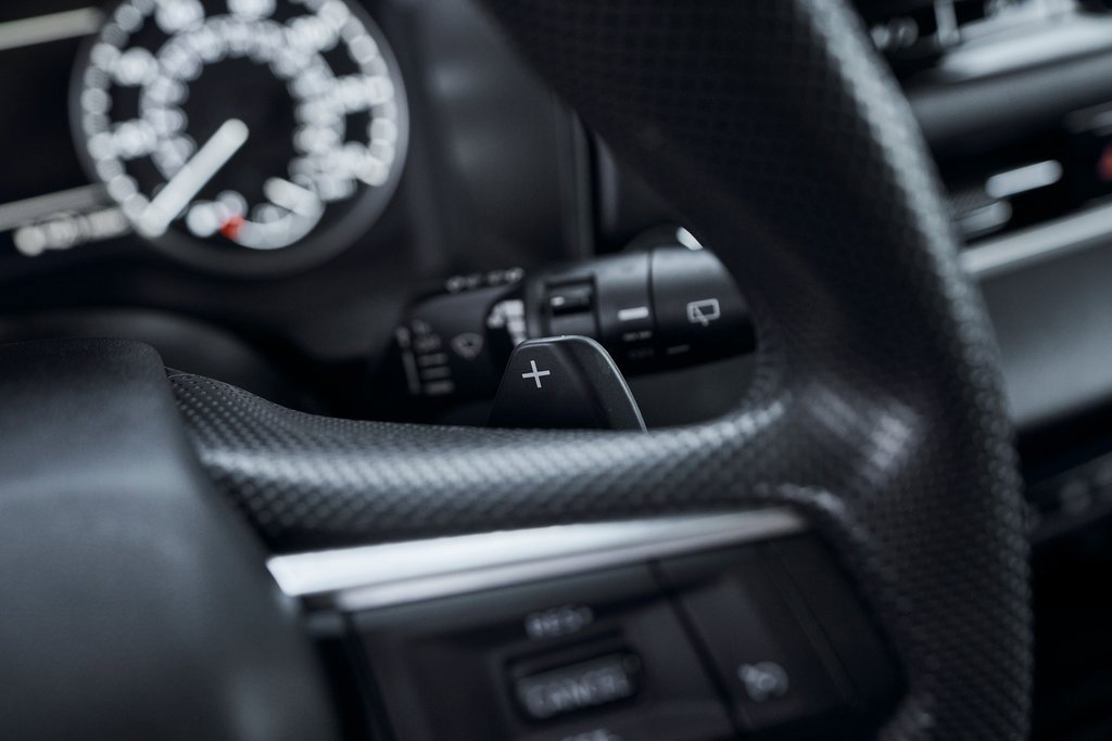 Used 2025 Mitsubishi Outlander ES image 46