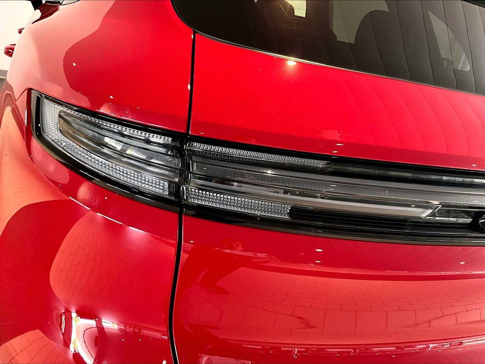 Used 2026 Porsche Cayenne S image 34