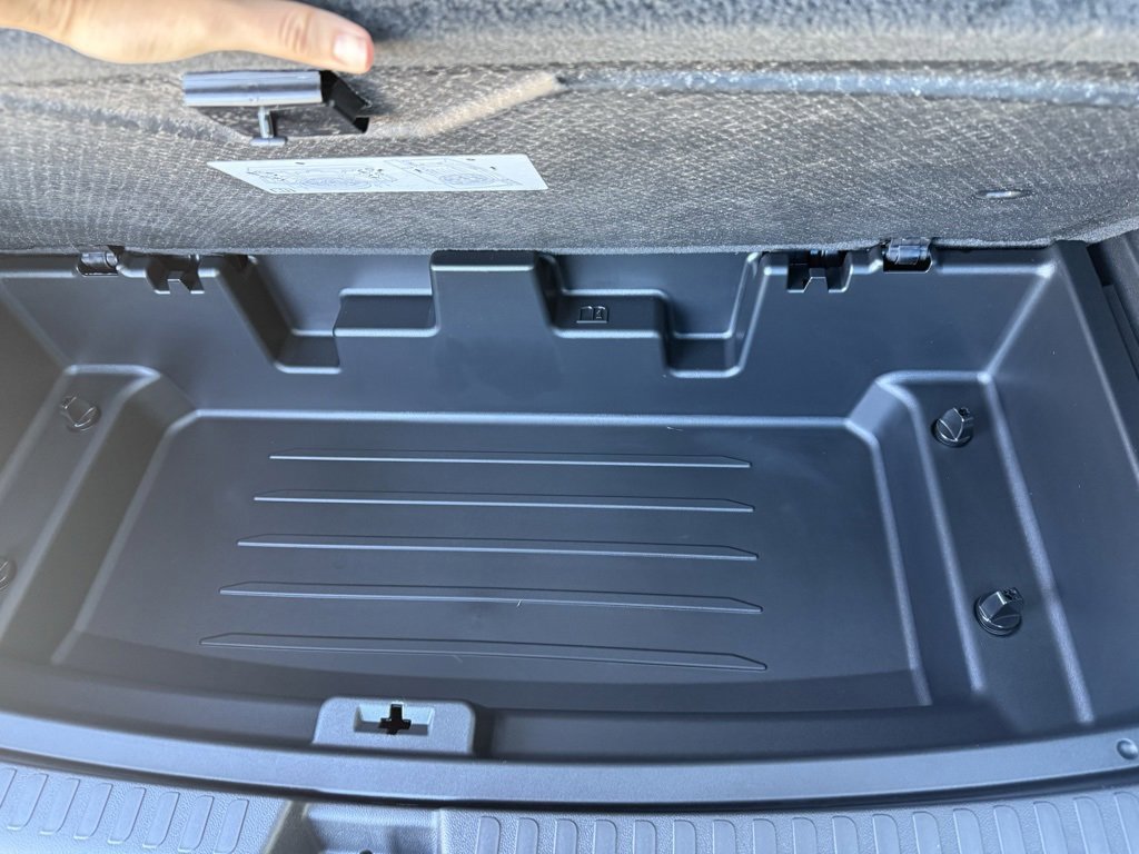 New 2026 Chevrolet Traverse RS w/ LPO, Floor Liner Package image 52