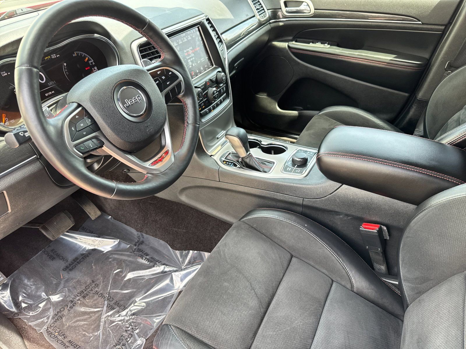 Used 2018 Jeep Grand Cherokee Trailhawk AWD/4WD image 11