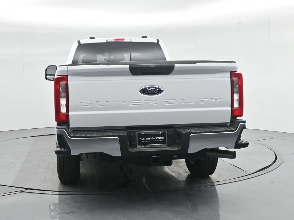 New 2026 Ford F350 XLT image 27