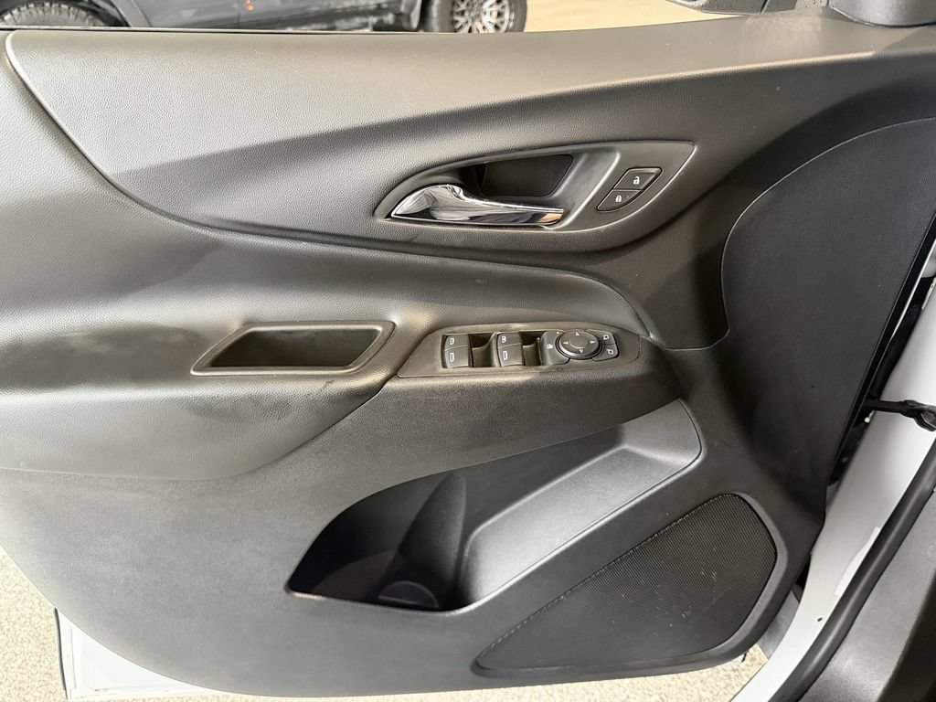 Certified 2022 Chevrolet Equinox LT FWD image 34
