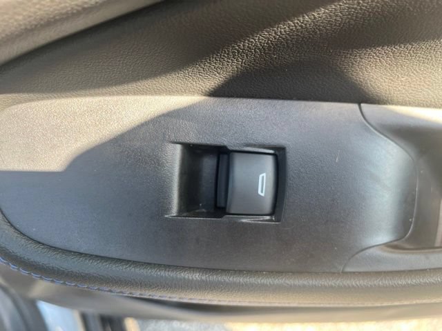 Used 2025 Buick Encore GX Sport Touring FWD image 38