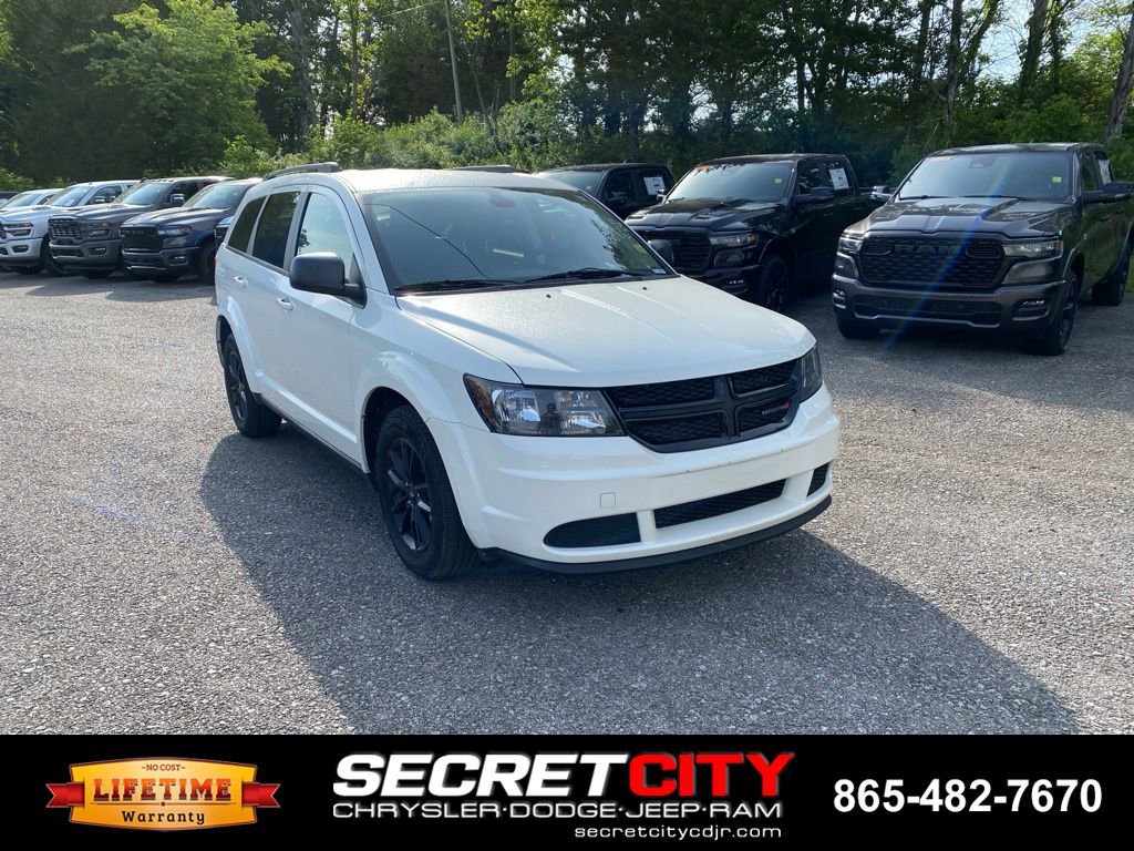 Used 2020 Dodge Journey SE w/ Blacktop Package FWD image 3