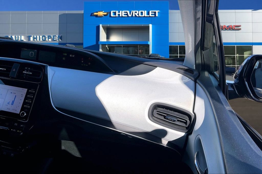 Used 2020 Toyota Prius LE image 26
