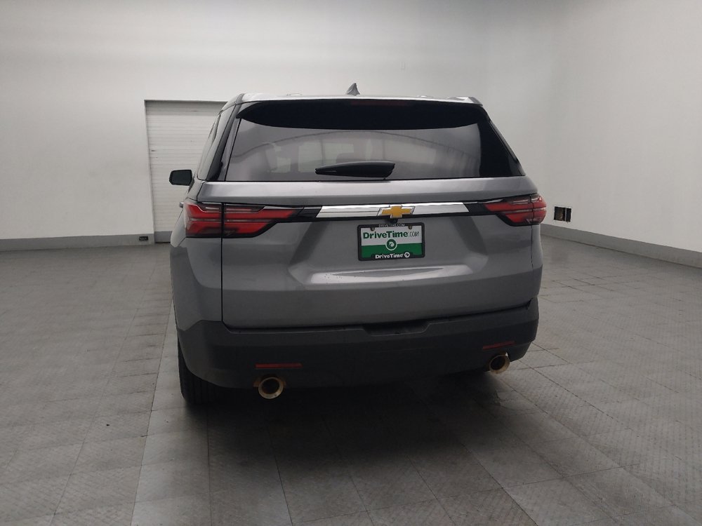 Used 2023 Chevrolet Traverse LS FWD image 6