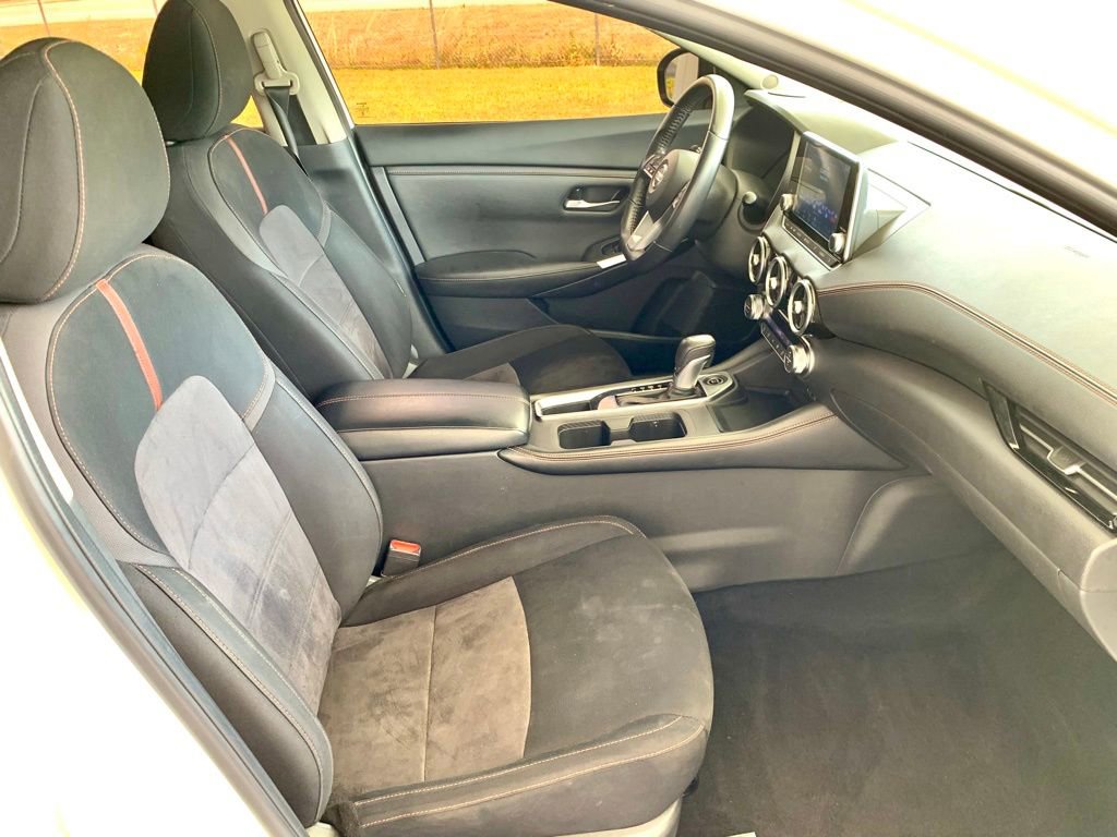 Used 2022 Nissan Sentra SR FWD image 26