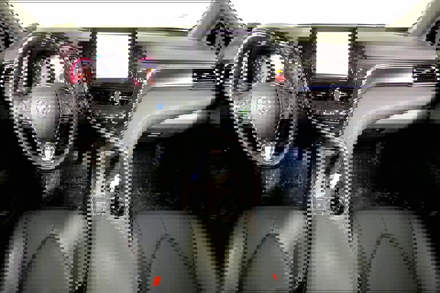 Used 2021 Toyota Camry XSE w/ Carpet Mat Package (TMS) image 16