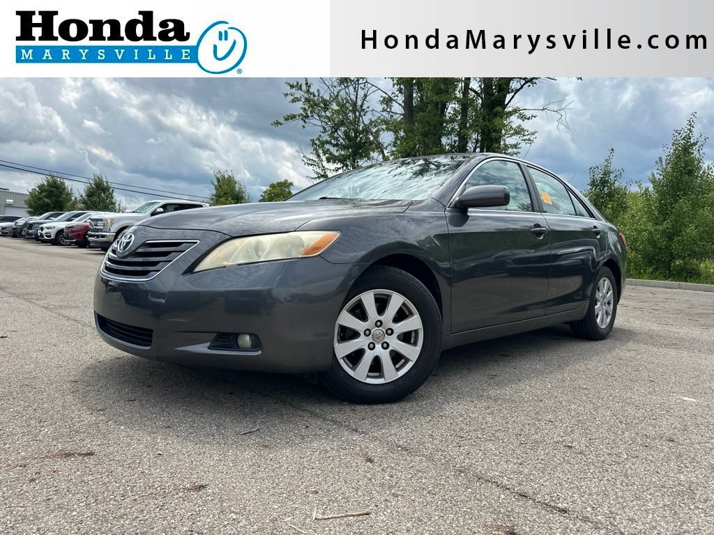 Used 2009 Toyota Camry XLE FWD image 1