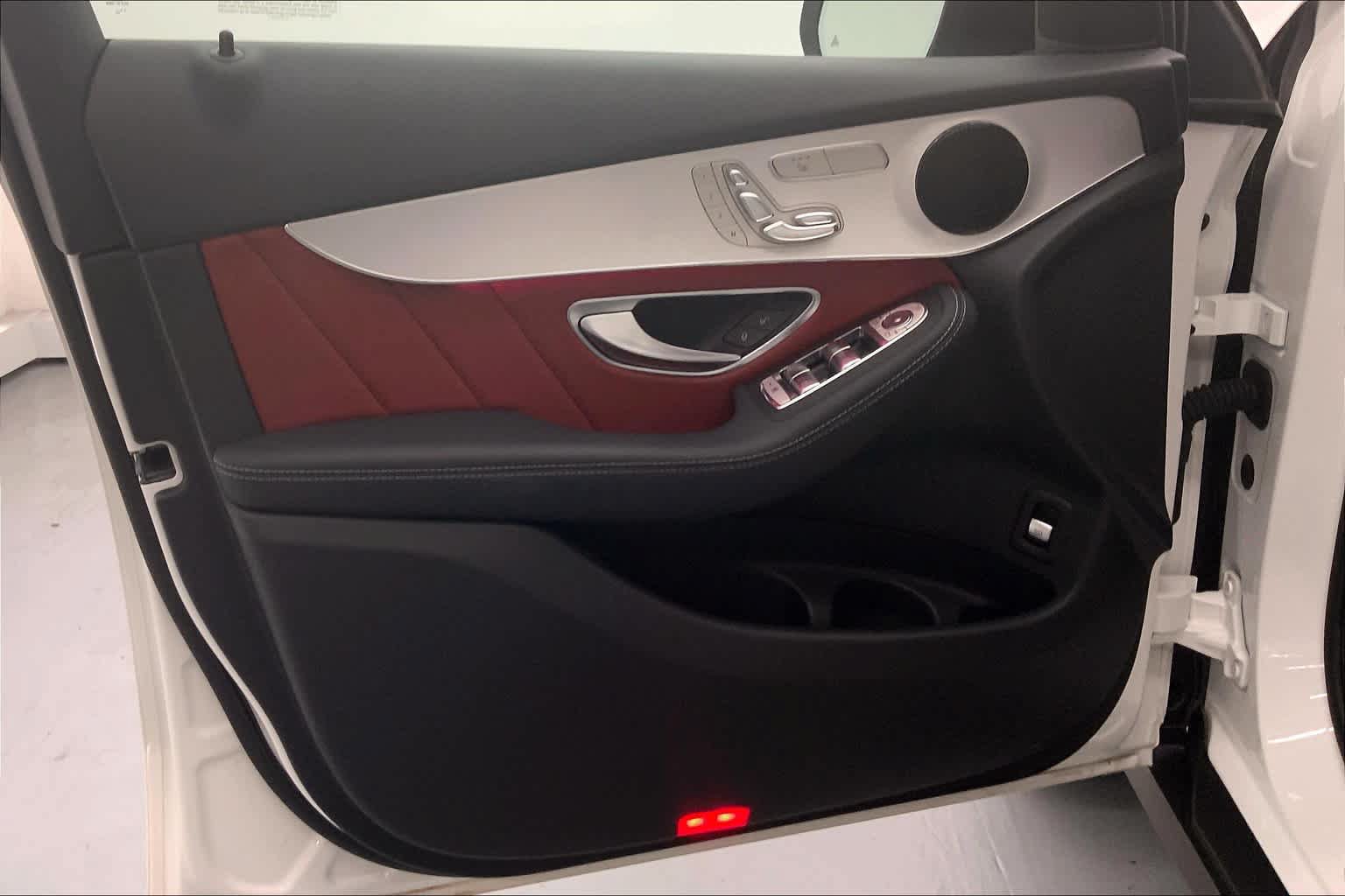 Used 2022 Mercedes-Benz GLC 300 image 25