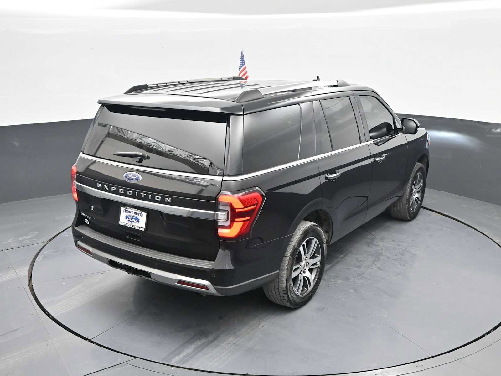 Used 2023 Ford Expedition Limited image 36