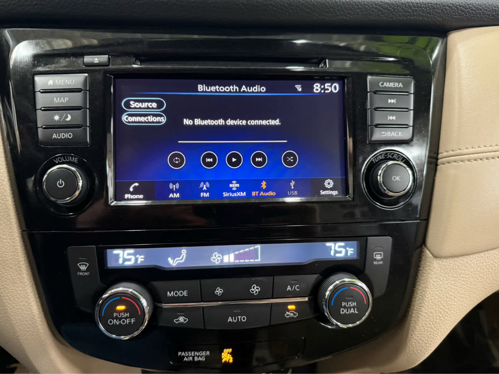 Used 2020 Nissan Rogue SL AWD/4WD image 15