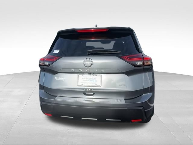 Certified 2026 Nissan Rogue SV w/ Cold Weather Package AWD/4WD image 7