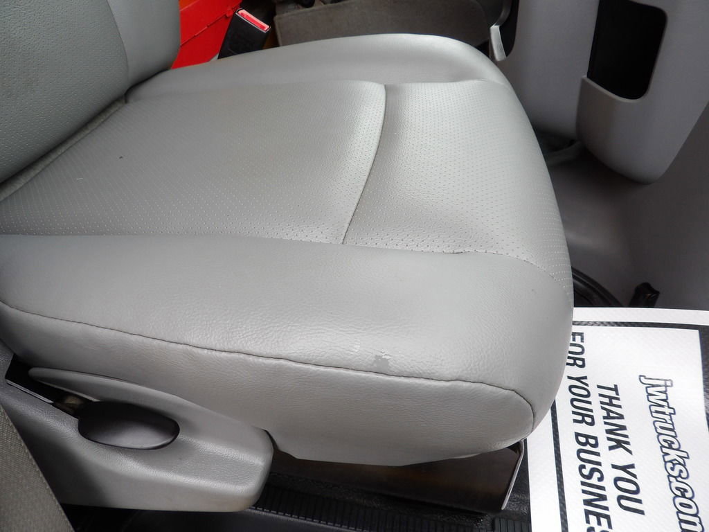 Used 2021 Ford E-350 and Econoline 350 Super Duty RWD image 25