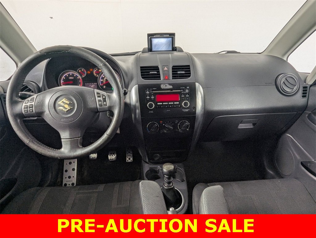 Used 2011 Suzuki SX4 AWD Hatchback image 15