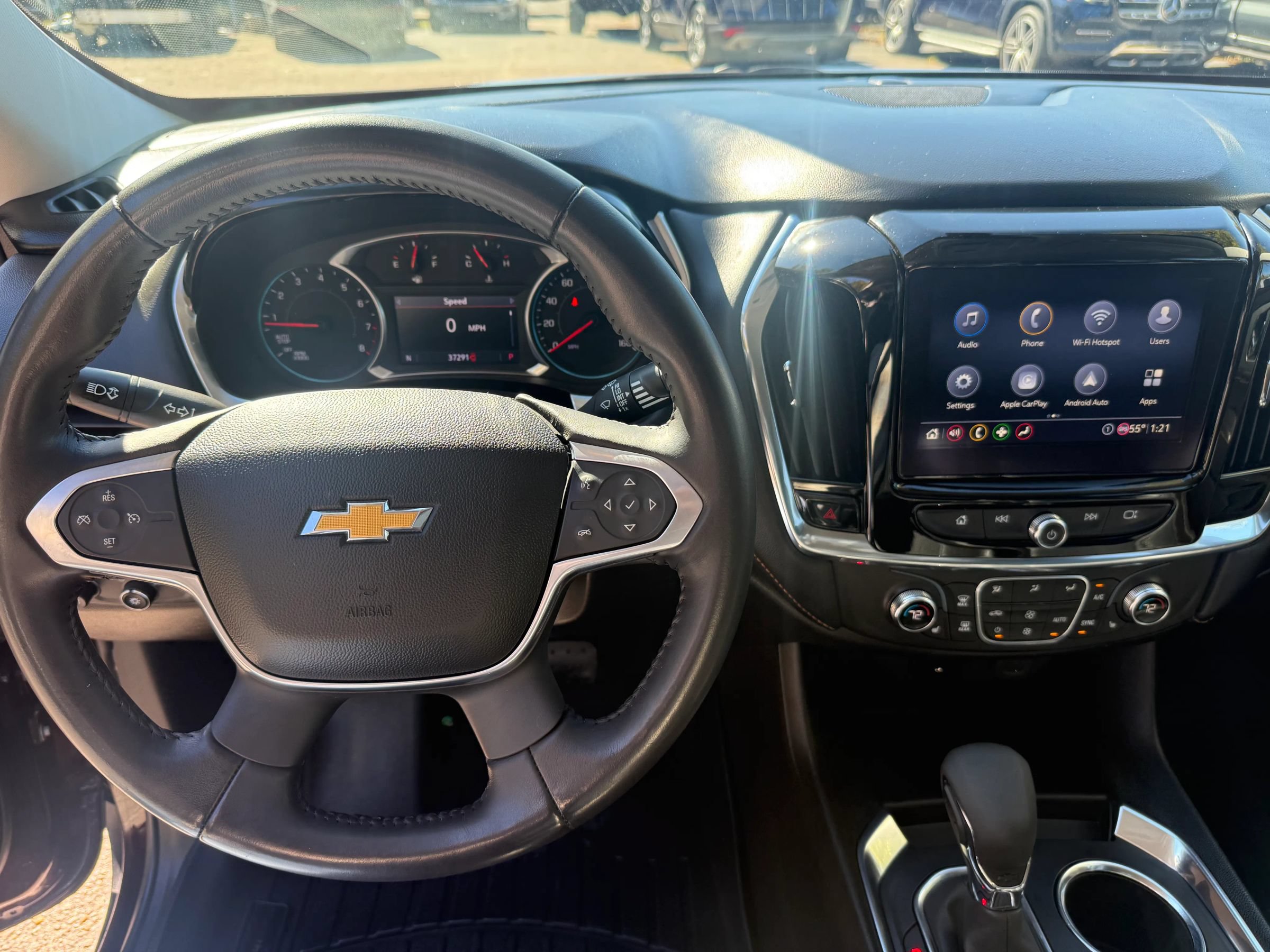 Used 2021 Chevrolet Traverse LT FWD image 15