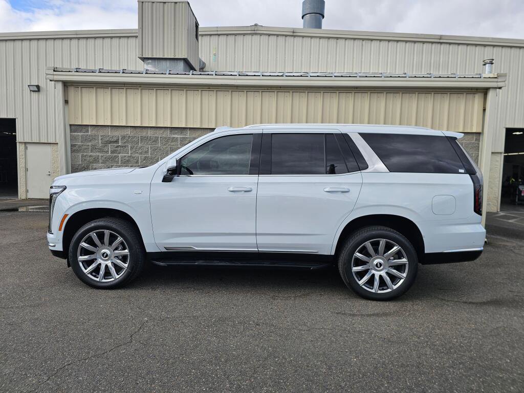 New 2026 Cadillac Escalade 4WD image 3