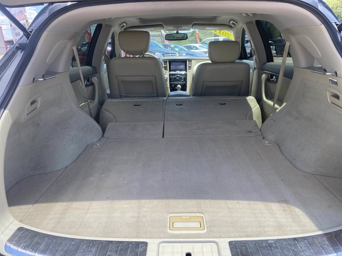 Used 2011 INFINITI FX35 2WD w/ Premium Pkg image 19