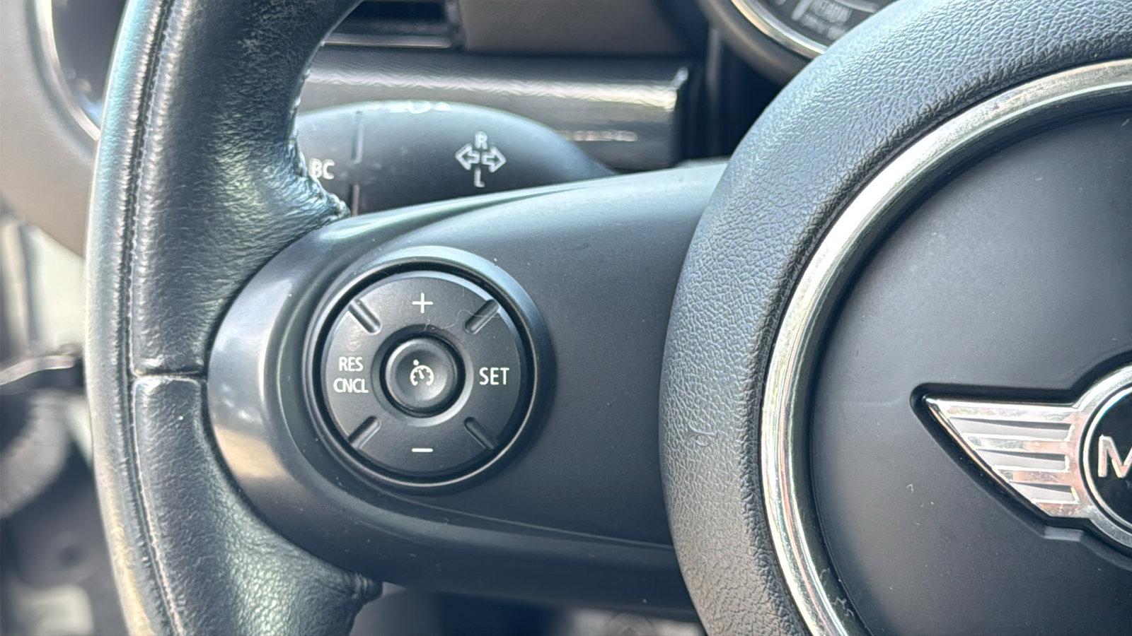 Used 2016 MINI Cooper Clubman image 21